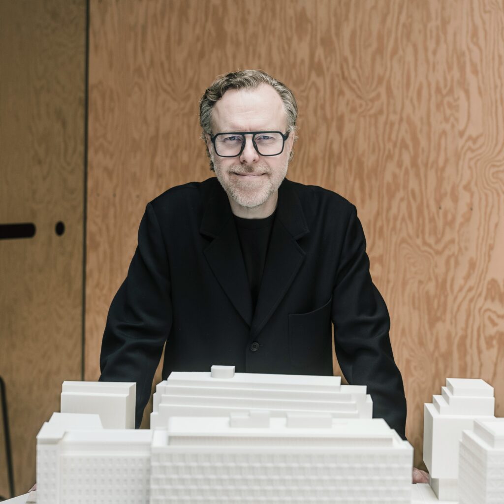 Mark Humphreys